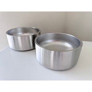 YETI | Set of 2 | Stainless Steel Boomer 4 Cup Non-Slip Dog Bowl Holds 32oz EUC